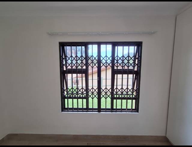 2 BEDROOM TOWNHOUSE FOR SALE IN SHELLY BEACH